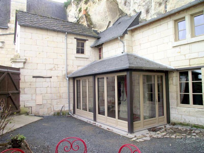 Villa L'Escale Troglo Au Bord De La Loire Souzay-Champigny Exterior foto